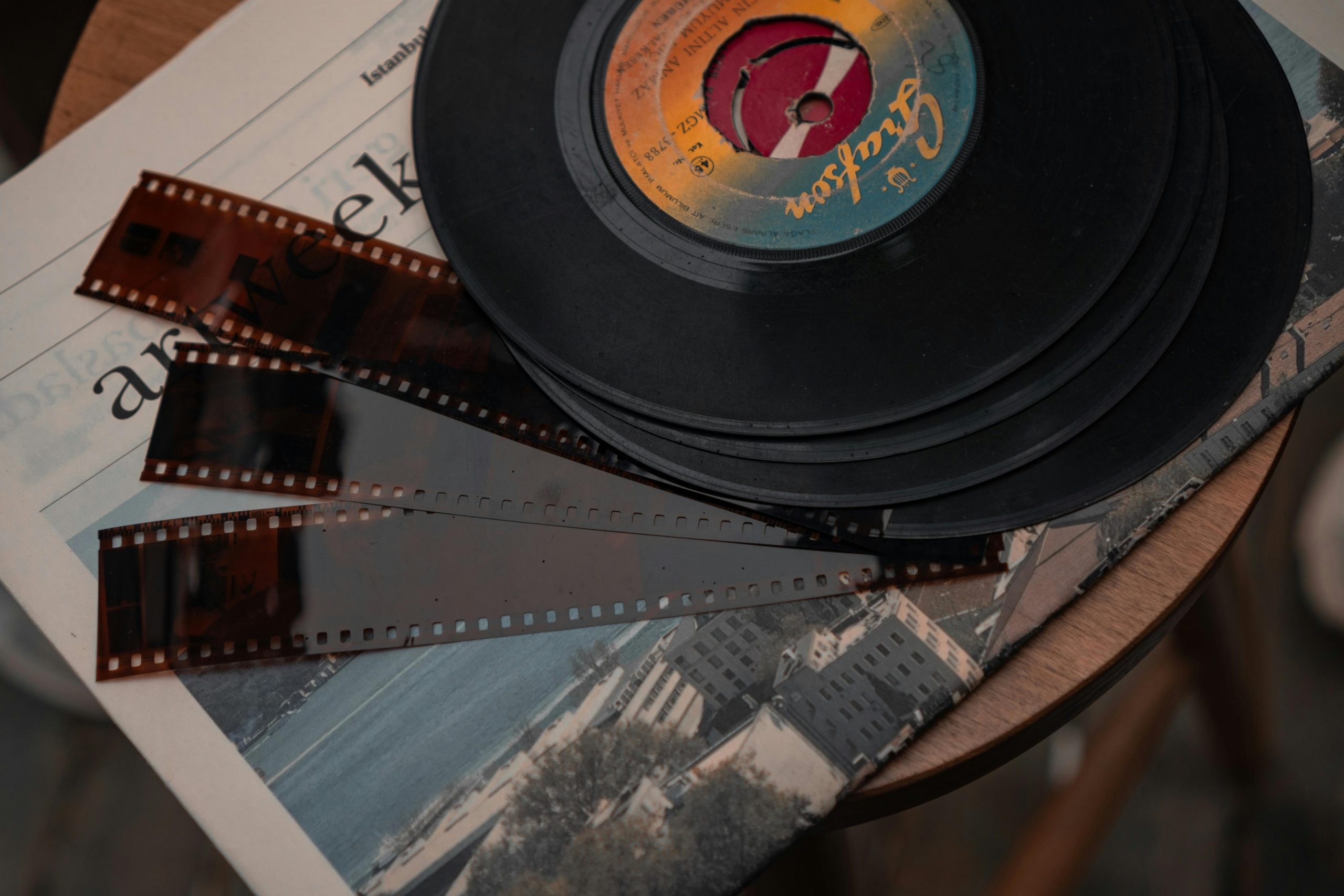 Classic Vinyl Records Every Serious Collector Should Own Today